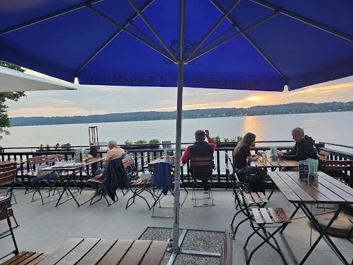 Strandhotel Berg